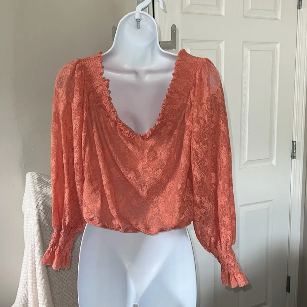 Women's Free People, NWT savannah red, long sleeve lace blouse , size XS